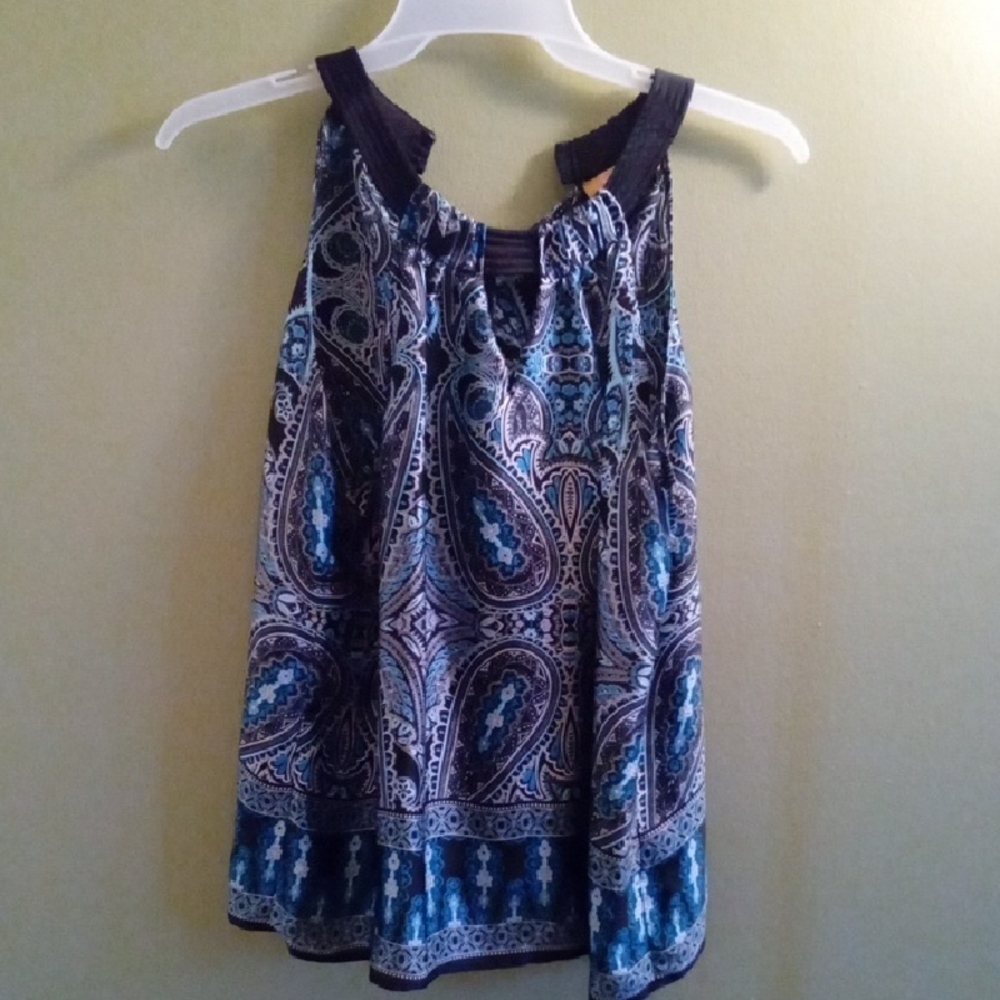 Womans 14 Ellen Tracy Blue Paisley Tank Top with Ruffled Neckline Lightweight
